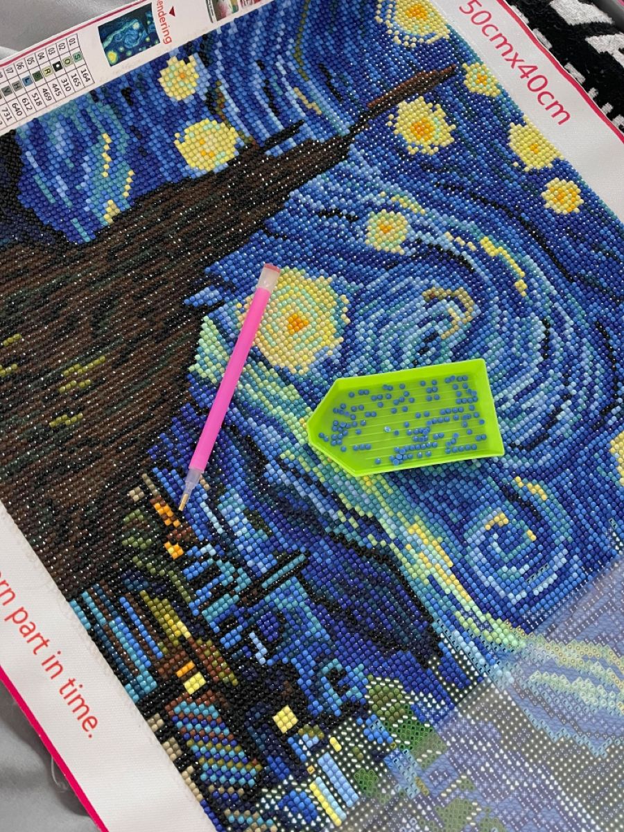 5D Diamond Painting Kit For Home Decoration (Random Designs)