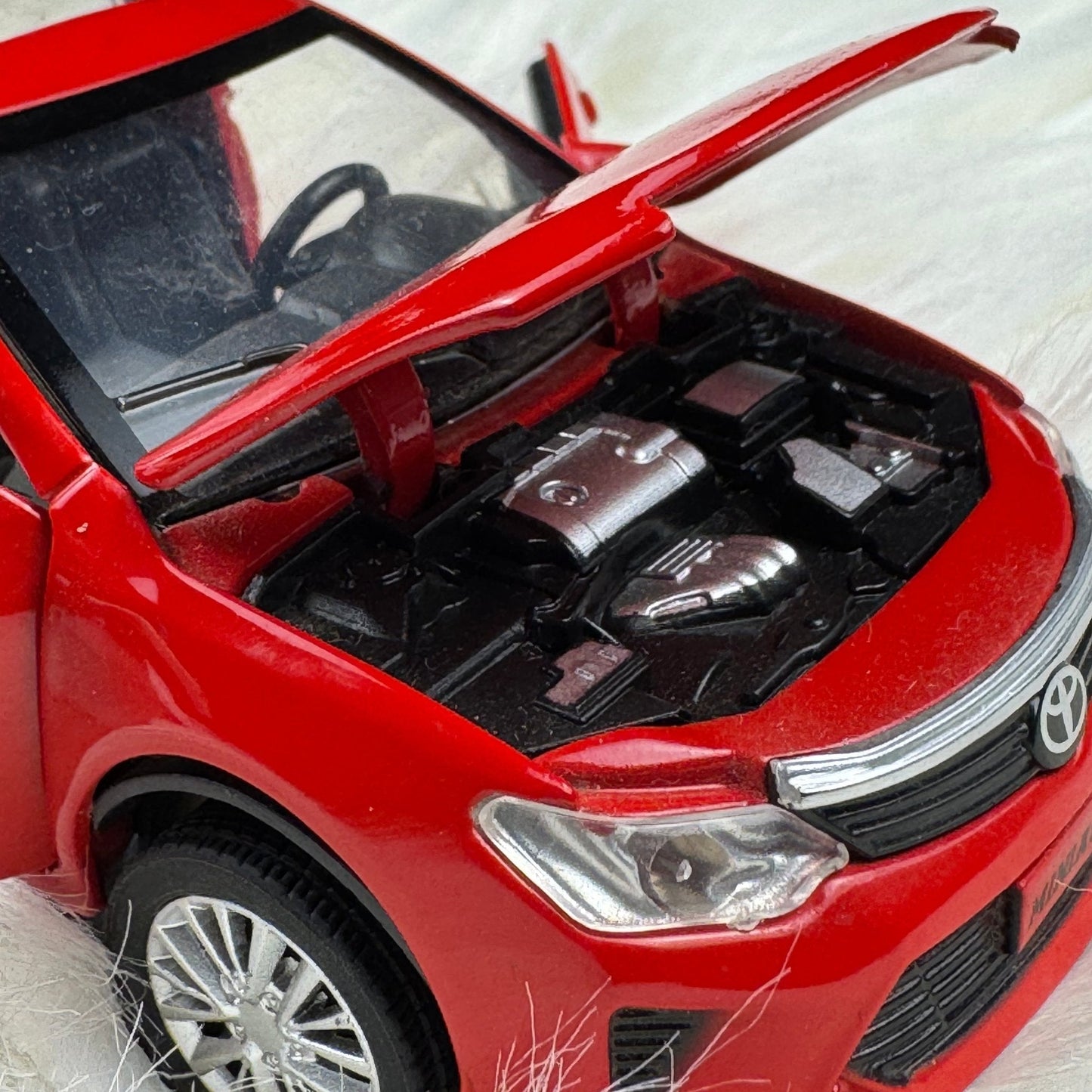 Toyota Camry Alloy Diecast Toy Car – Pull Back Metal Car for Kids in Pakistan